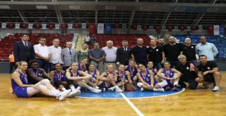 Özgecan Kadınlar Basketbol Turnuvasının Kazananı Ormanspor