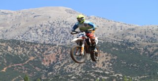 Seydikemerde  Süper Enduro Heyecanı