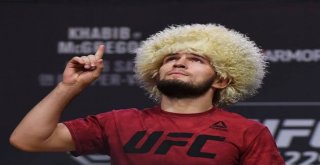 Khabib Nurmagomedov Kemerini Korudu