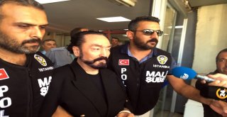 Adnan Oktar Sağlık Kontrolünden Geçirildi