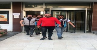 İstanbulda Tüneli Kapatan Lüks Otomobilli Magandalar Yakalandı