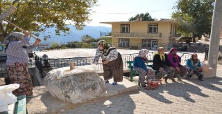 Atalardan Kalan Buğday Dövme Geleneği Sürüyor