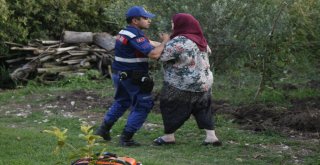 Sandaldan Göle Atlayan Kuzenlerden 2Si Kurtarıldı, 1İ Kayıp