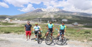 Erciyes Yabancı Bisikletçilerin Gözdesi Oldu