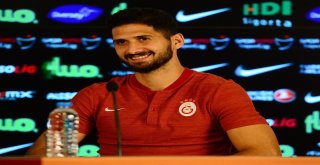 Galatasarayda Toplu İmza Töreni