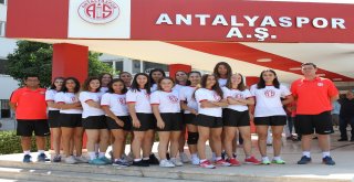 Antalyaspor Bayan A Voleybol Takımı Lige Hazır