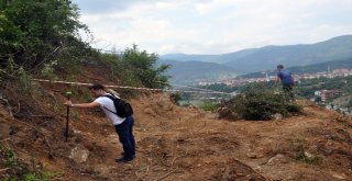 Yol Genişletme Kazısında Ortaya Çıkan Bin 800 Yıllık Taş Sandık Mezar İncelemeye Alındı