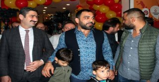 Hamza Yerlikaya Spor Salonu Açıldı