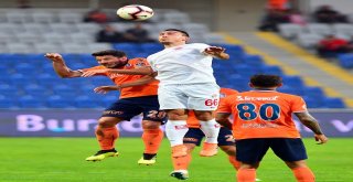 Spor Toto Süper Lig: Medipol Başakşehir: 4 - Antalyaspor: 0 (Maç Sonucu)