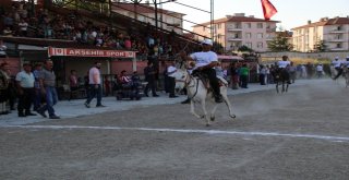 Akşehirde Eşeğe Binme Ve En Güzel Gözlü Eşek Yarışları Yapıldı