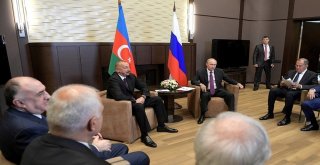 Putin Ve Aliyev Soçide Dağlık Karabağ Sorununu Görüştü