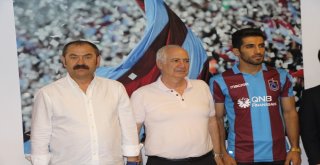 Trabzonspor, İranlı Milli Futbolcu Vahid Amiri İle Sözleşme İmzaladı