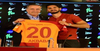 Galatasarayda Toplu İmza Töreni