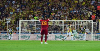 Spor Toto Süper Lig: Fenerbahçe: 2 - Kayserispor: 3 (Maç Sonucu)