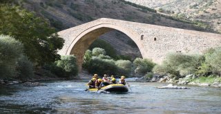 Bir Zamanlar Terörle Anılan Çatakta Rafting Heyecanı