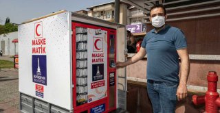 Maskematiklerden İzmirliye 6 milyon maske