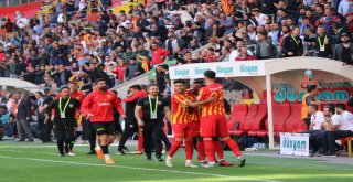 Spor Toto Süper Lig: Kayserispor: 2 - Çaykur Rizespor: 2 (Maç Sonucu)