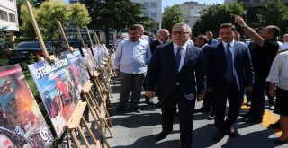 15 Temmuzu Anlatan Fotoğraf Sergisi Açıldı