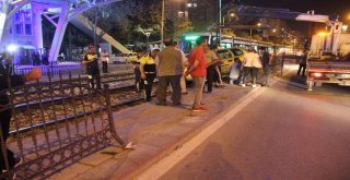 Otomobil Tramvay Yoluna Uçtu, Tramvay Seferleri Aksadı