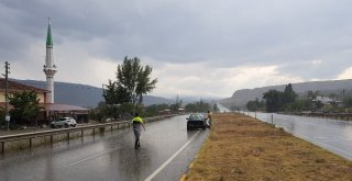 Trafik Kazasında Aynı Aileden 4 Kişi Yaralandı