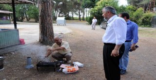 Başkan Kılıç, Bafra Huzurevinin Bahçesine Çiçek Dikti