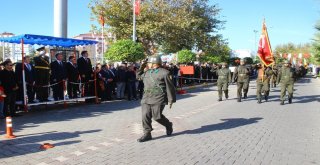 Cumhuriyet Bayramı Edremitte Coşkuyla Kutlandı