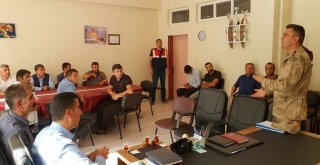 Jandarmadan Sürücülere Trafik Semineri