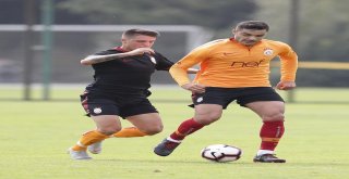 Galatasaray, U21 Takımı İle Hazırlık Maçı Yaptı