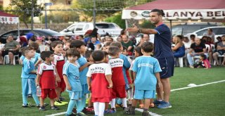 Alanya Yaz Spor Okullarında Sertifika Töreni Yapıldı