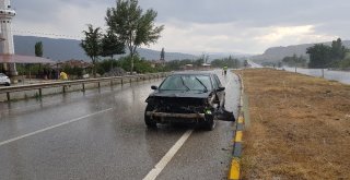 Trafik Kazasında Aynı Aileden 4 Kişi Yaralandı