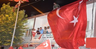 Viranşehirde Binler 15 Temmuz İçin Tek Yürek Oldu