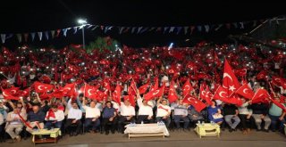 Darıcada 15 Temmuz Çoşku İle Kutlandı