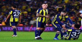 Spor Toto Süper Lig: Fenerbahçe: 0 - Medipol Başakşehir: 0 (Maç Sonucu)