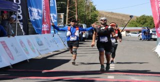 4. Aladağlar Sky Trail Yarışmalarında Evlilik Teklifi