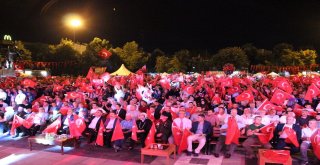 Düzcede Demokrasi Ve Milli Birlik Günü İçin Vatandaşlar Mehter İle Yürüdü