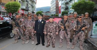 Karabükte 15 Temmuz Demokrasi Ve Milli Birlik Günü Yürüyüşü