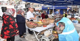 Köylü Ürünler Tezgahlarına Vatandaşlardan Yoğun İlgi