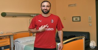 Gonzalo Higuain, Resmen Milanda