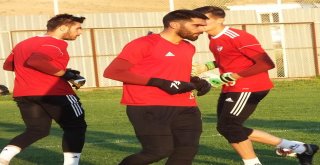 Elazığspor, Transfer Tahtasını Açamadı