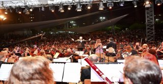 Beylikdüzünde Klasik Müzik Günlerine Muhteşem Gala