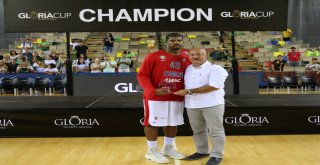 Gloria Cup Basketball Turnuvasının Şampiyonu Zalgiris Kaunas