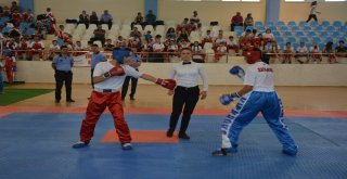 15 Temmuz Şehitleri Anısına Düzenlenen Kick Boks Şampiyonası Başladı