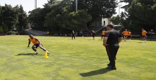 Galatasaray Çalışmalarını Sürdürüyor