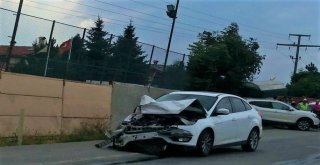 Eskişehirde Trafik Kazası; 2 Yaralı