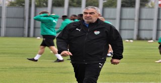 Samet Aybaba: “Ligin En İyi Futbol Oynayan Takımıyız”