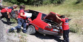 Boluda Menfeze Uçan Otomobil Hurdaya Döndü: 4 Yaralı