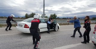 Düzce Polisinden Nefes Kesen Tatbikat