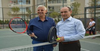 Sökede Tenis Heyecanı Başladı