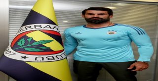 Fenerbahçe, Volkan Demirel İle Sözleşme Yeniledi