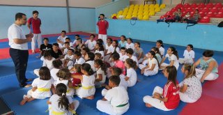 Taekwondo Sporcuları Takımı Yıl Boyu Çalışmalarını Sürdürüyor